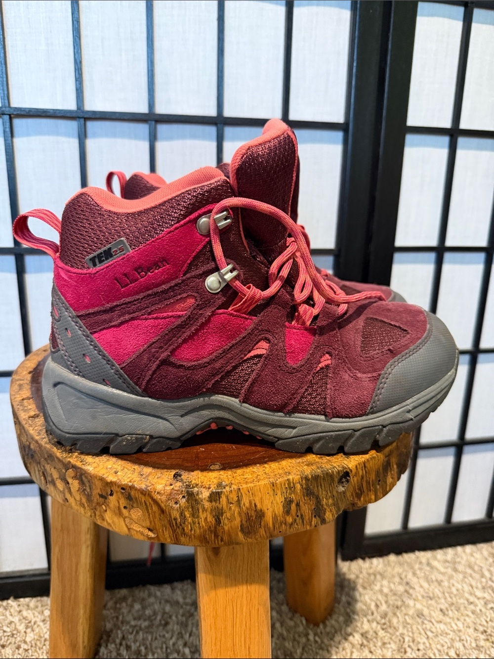 L.L. Bean Kids'  6 Pink Trail Boots EUC